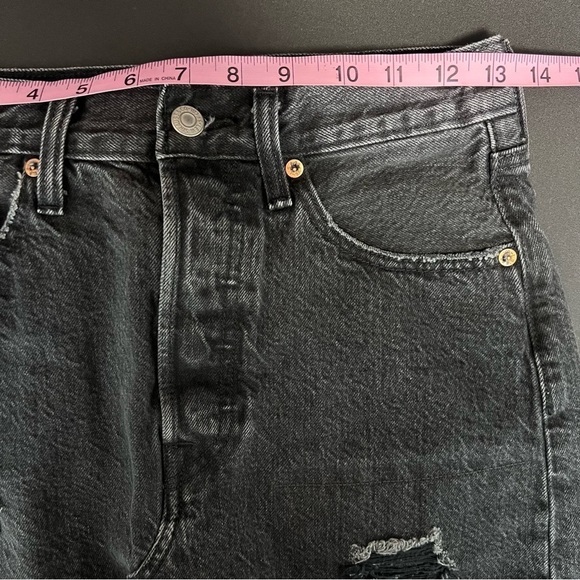 Levi’s Skirt Women Size 25 Jean Black Denim Distressed Cut Off Button Fly B7 - Picture 6 of 12